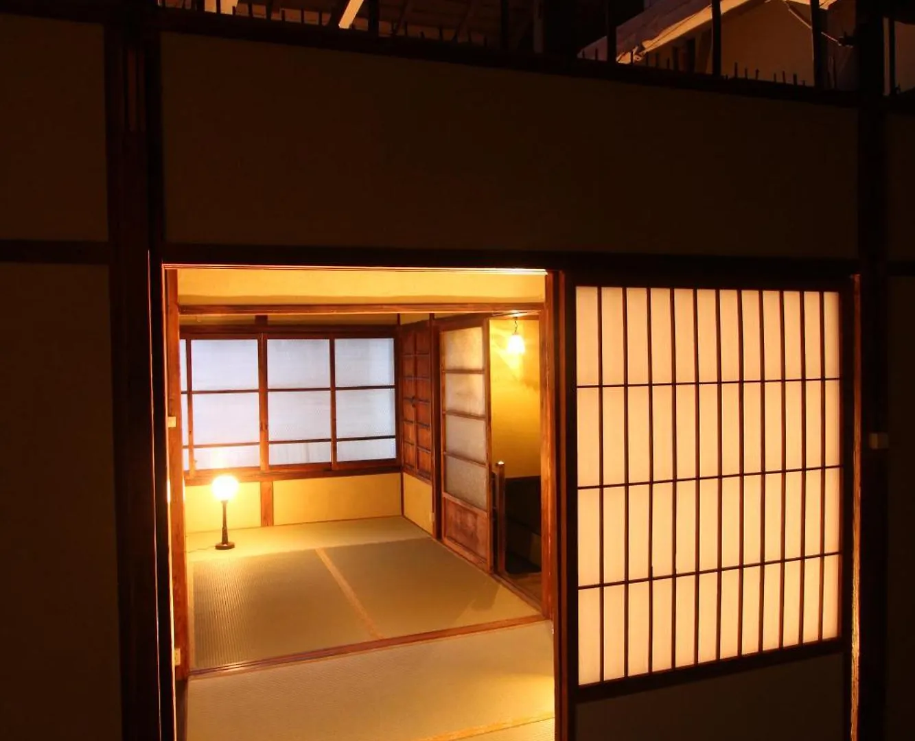 Naokonoza Bettei Aburanokoji Villa Kyoto Japan