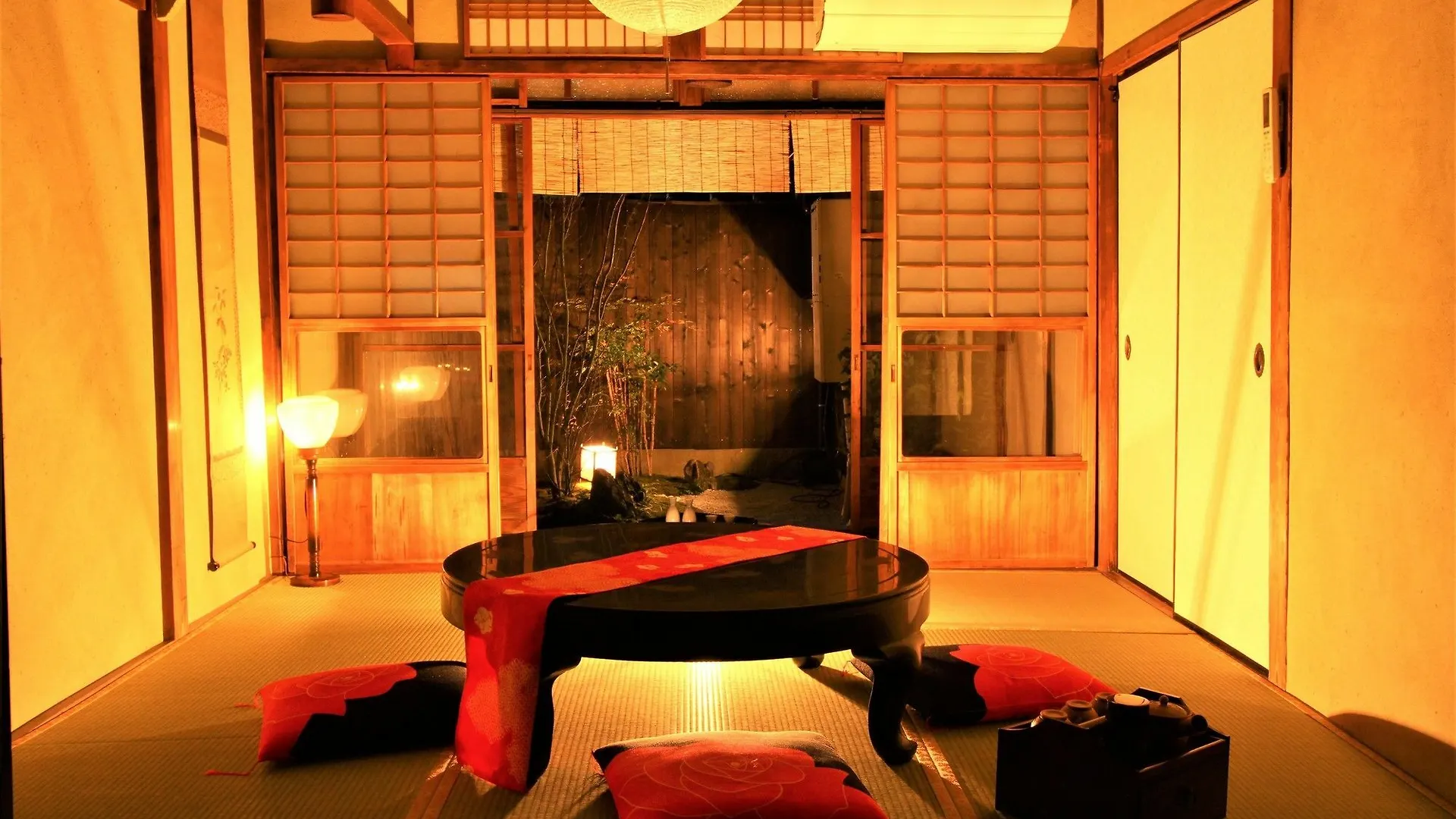 Holiday home Naokonoza Bettei Aburanokoji Villa Kyoto Japan